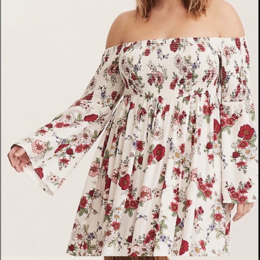 Torrid White Floral Long Sleeve Dress
